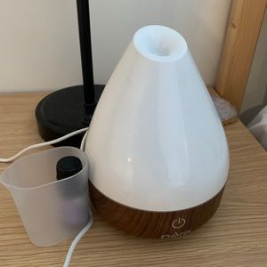 Essential oil diffuser